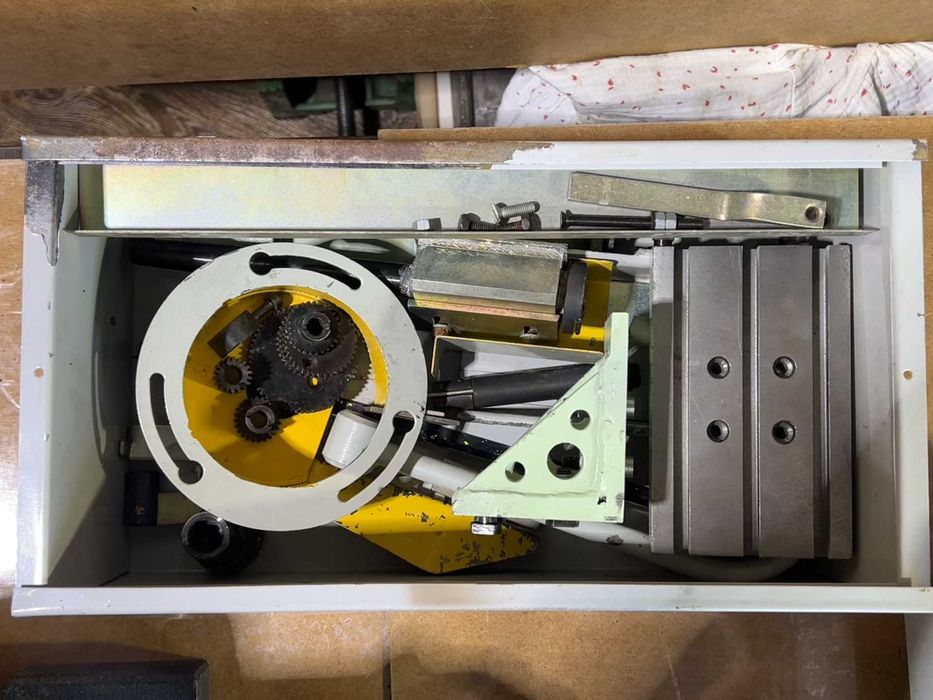 Токарный станок ТН-1