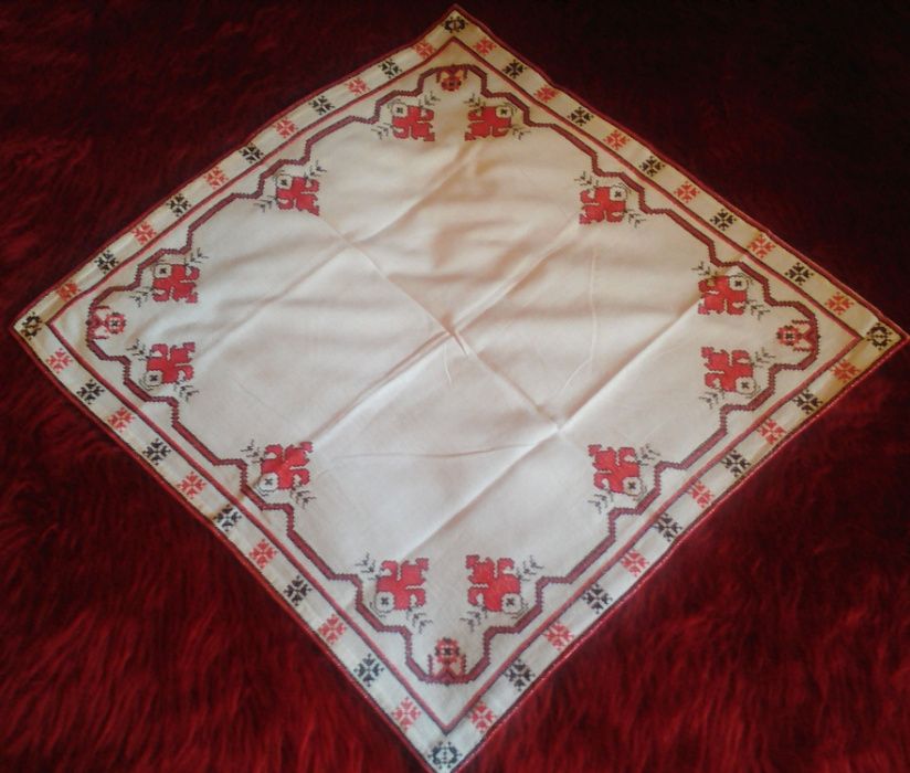 Нова покривка за легло или диван на една кука