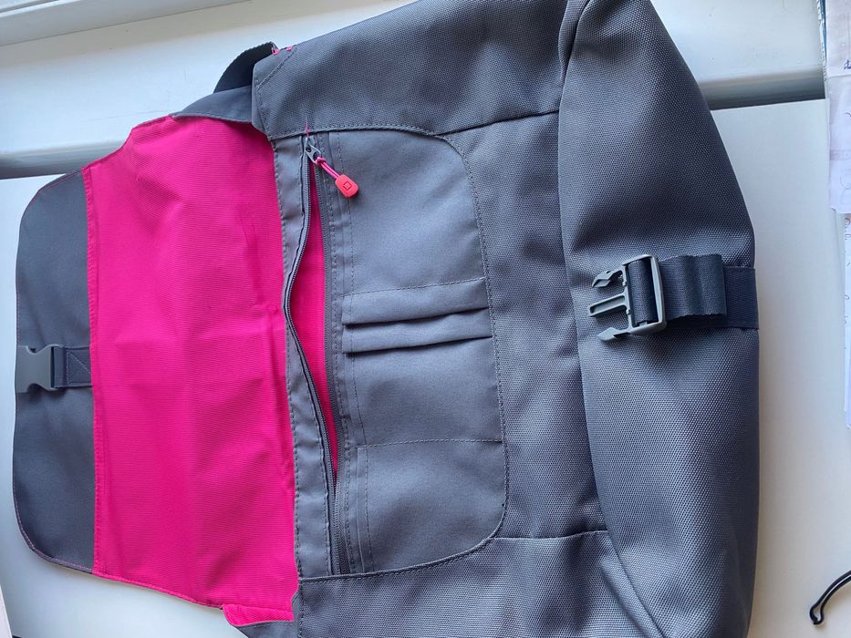 Намалена! Бизнес Чанта за Лаптоп и Документи Dicota