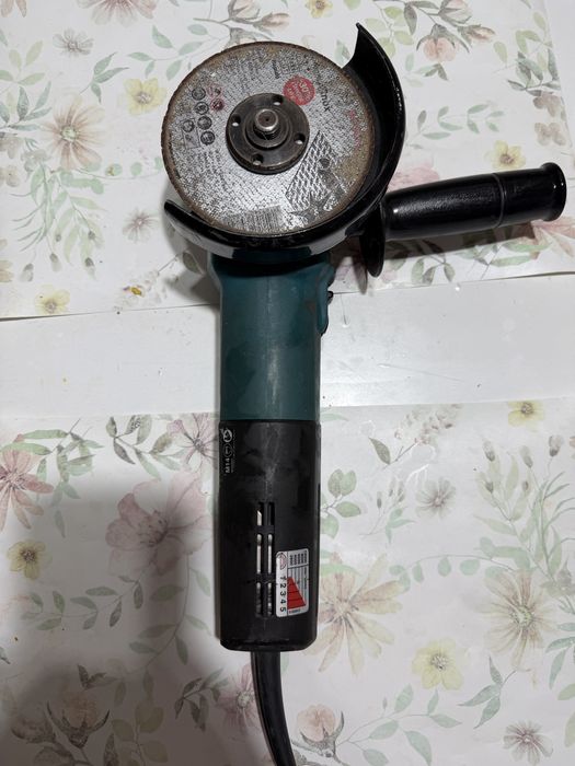 Polizor unghiular 9566CVR 1400w
