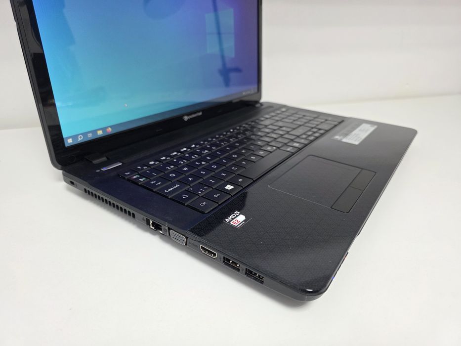 Laptop ACER Packard Bell  Quad Core  SSDDISPLAY MARE 17  . GARANTIE