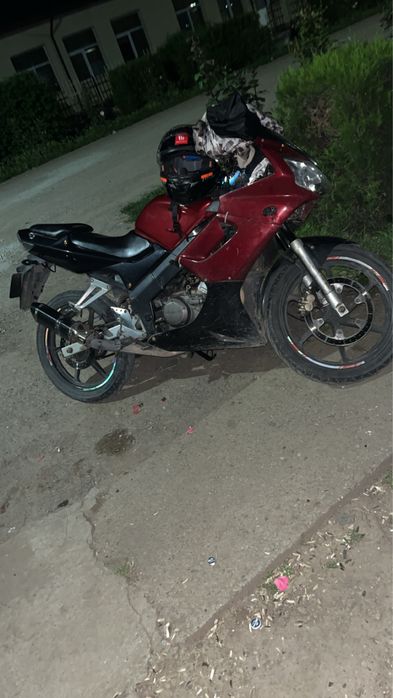 Se vinde Honda cbr 125 jc34, sau schimb cu auto