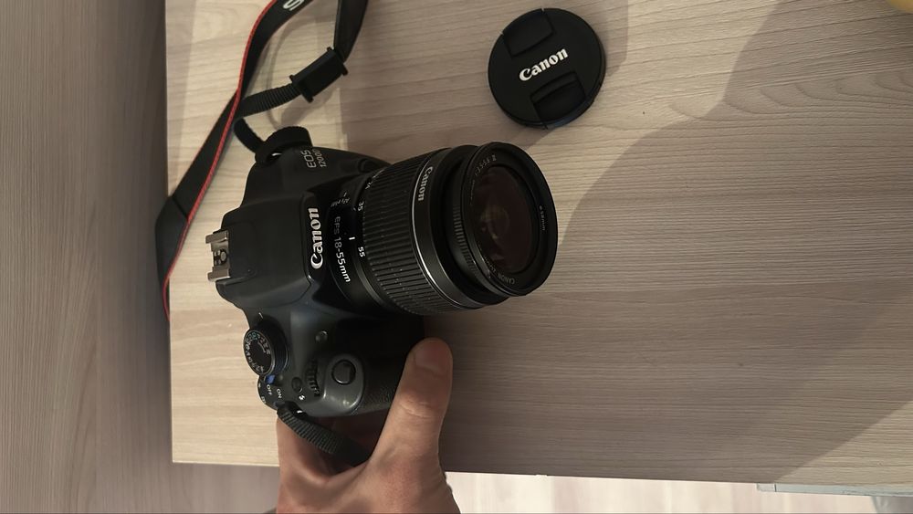 Canon EOS 1200D + Штатив бу