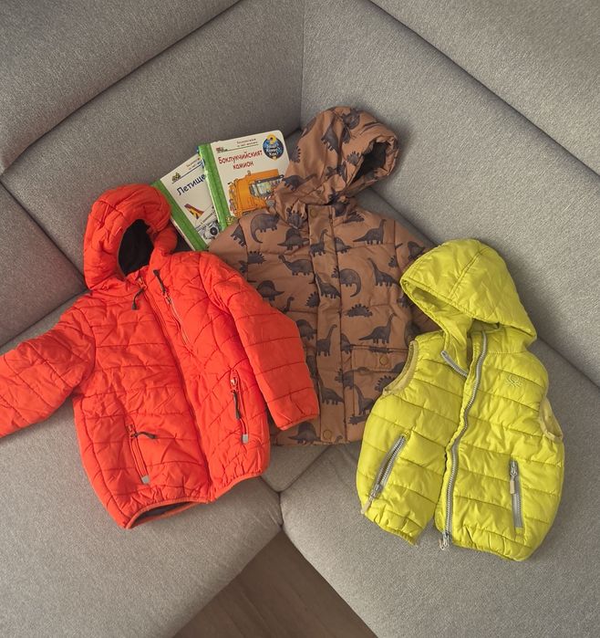 Размер 4-5г /104-110см/, различни дрешки