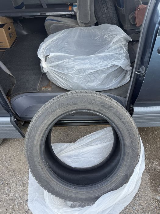 Продам Шины 285/50/20