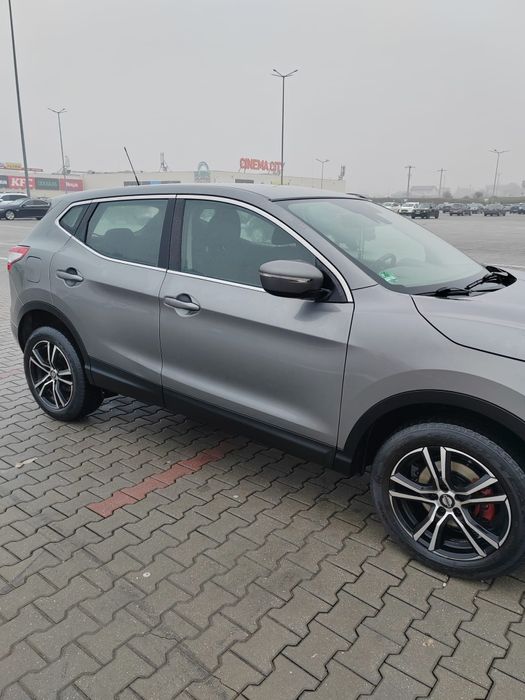 Vând Nissan Qashqai J11