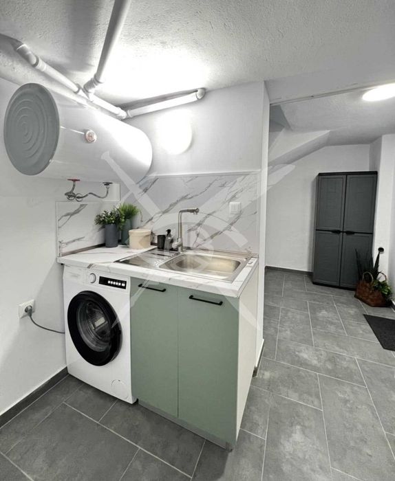 Дава се под наем Едностаен апартамент в Варна, Окръжна болница - 25 кв.м за 400 € - Снимка #2