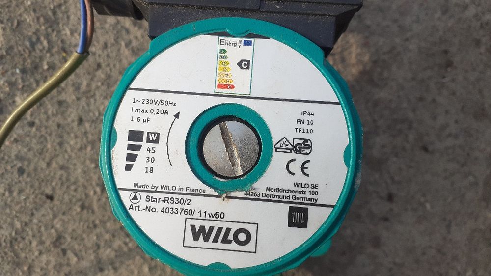 Насос водяной.работает отлично.