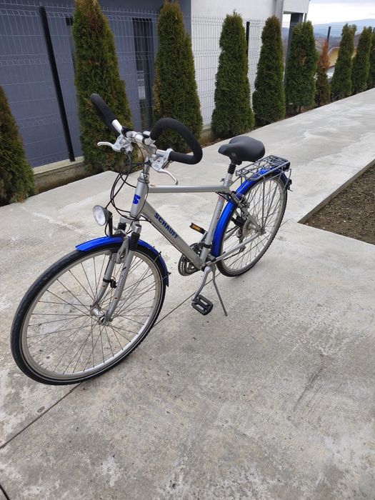 De vânzare  2  biciclete Pegasus și Schauff