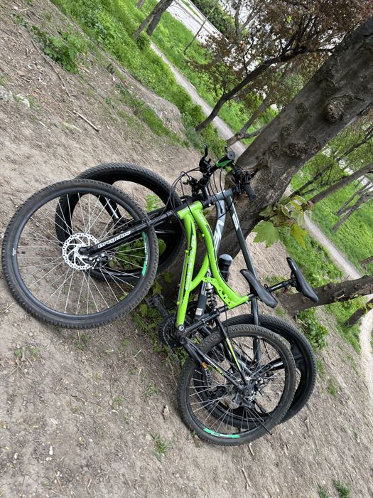 Vand bicicleta full suspeison cu arc