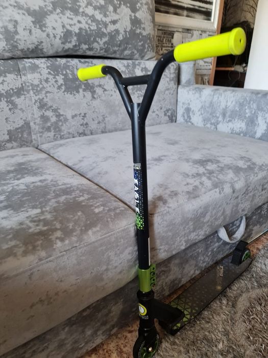 Самокат практически новый