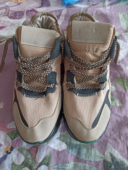 Маратонки номер 40 и 41