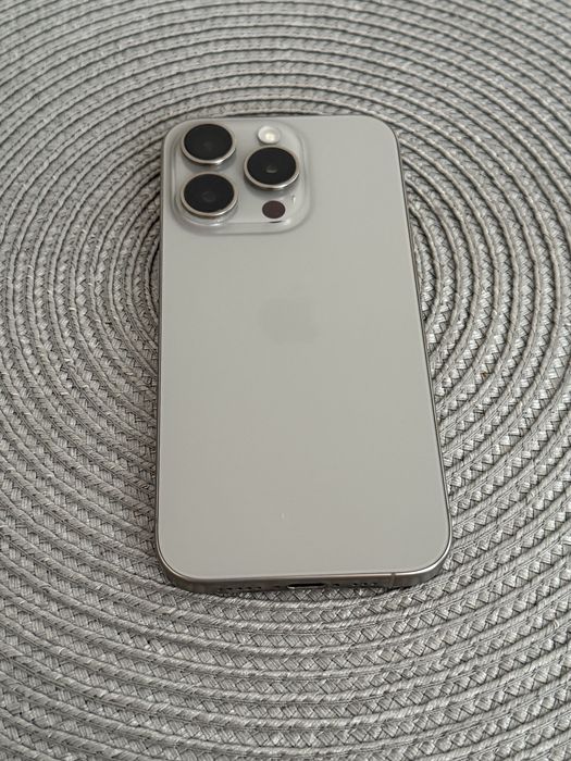 iPhone 15 Pro Natural Titanium 256 Gb!