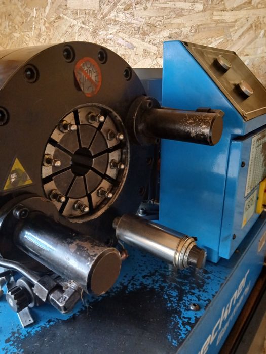 Sertizare furtune hidraulice