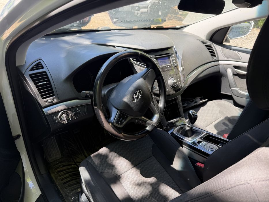 Hyundai i40 na chasti/Хюндай и40 на части