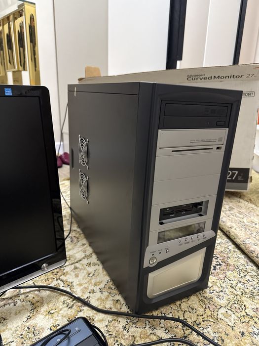 Продаю компьютер Samsung