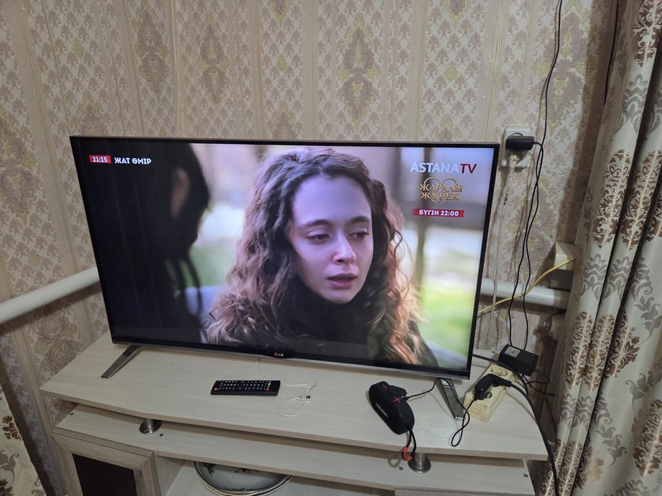 Продам телевизор LG smart tv