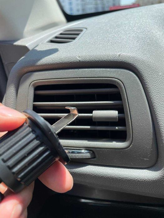 держатель-зонтик для телефона против жары (issikdan)