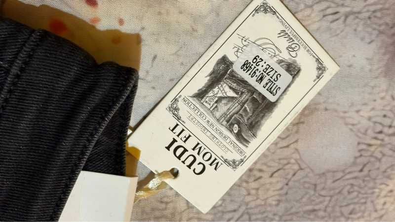 Blugi elastici ,mom fit,numar 29 Cudi