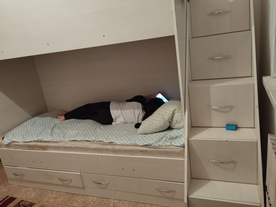 Кровать двухьрусная