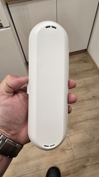 Зарядно и кутия за Philips Sonicare