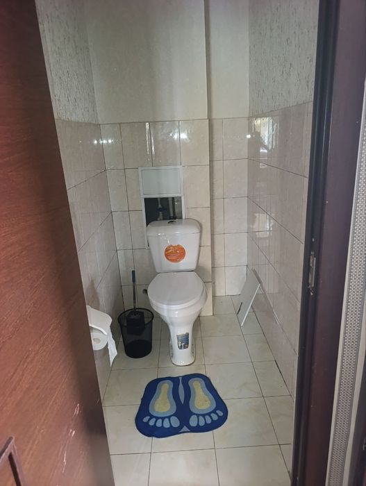Ijaraga uy bor 
3 xonalik
2 etaj 
Xamma sharoyiti bor 
Xaladeni kirmos