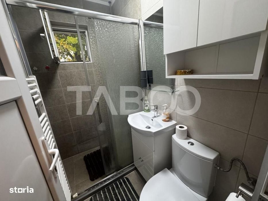 Apartament de inchiriat cu 3 camere balcon etaj 2 Mihai Viteazul Sibiu