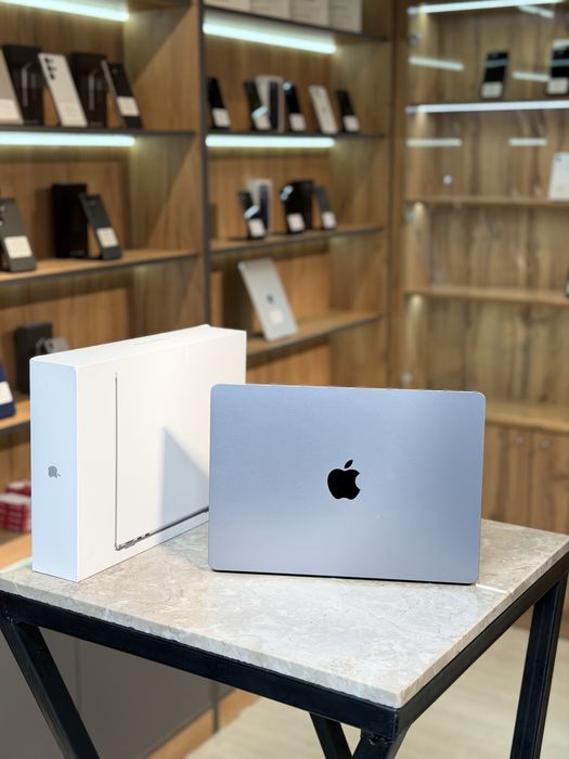MacBook Air M2 256GB / PhoneLab