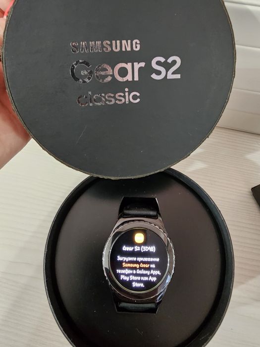 Продам смарт-часы Samsung S2 classic