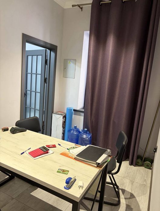 Офис в Центре Города, Двухкомнатный, 40м2