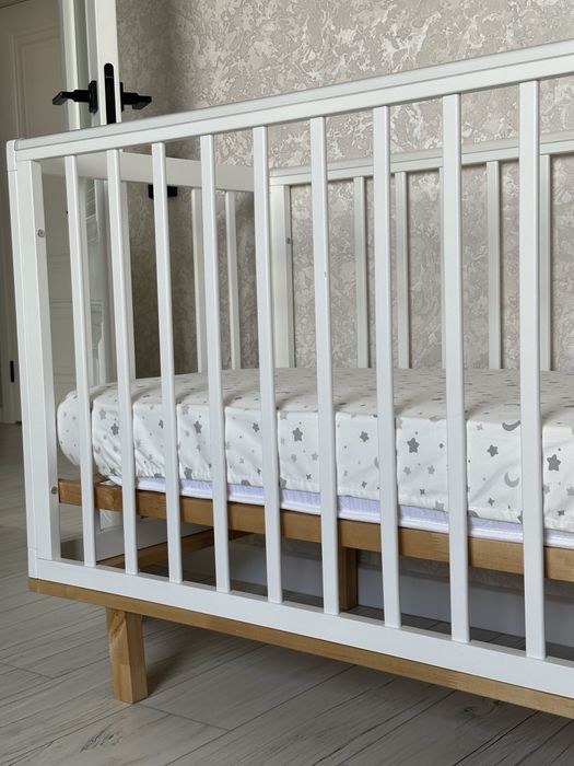 Детская кровать с маятником + матрас