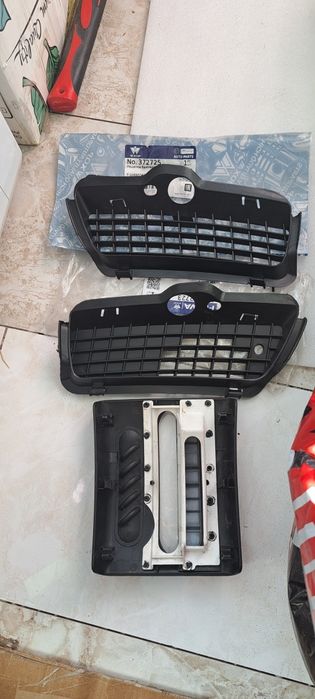 Решётка бампера голф3 и вента