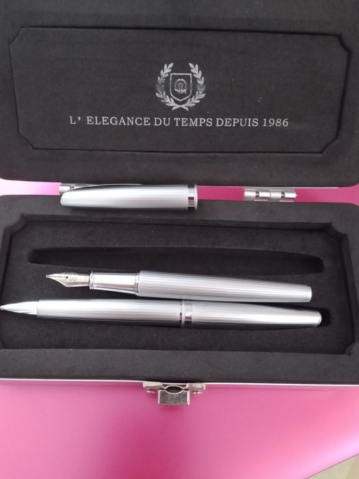 Подарочный набор ручек