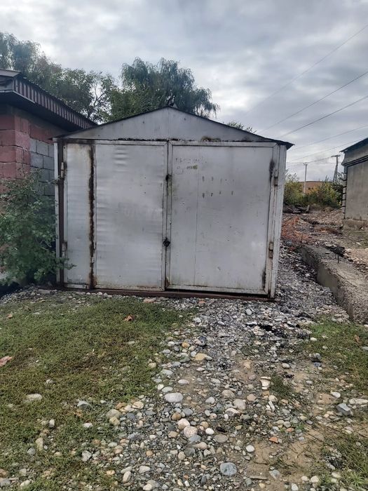 Продам металический гараж