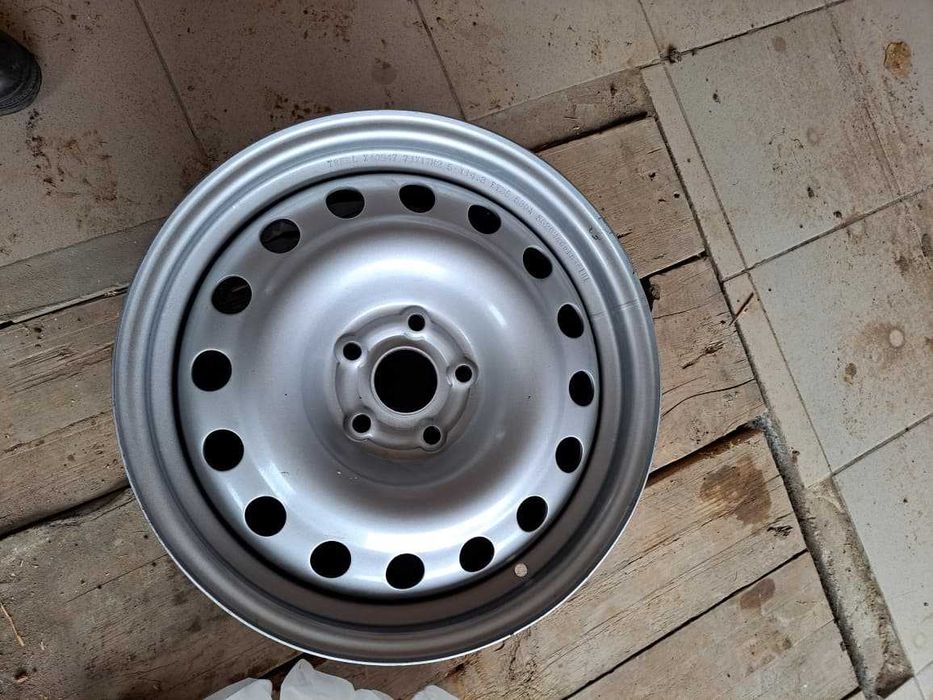 Продам диски штамповки 255/65, R17