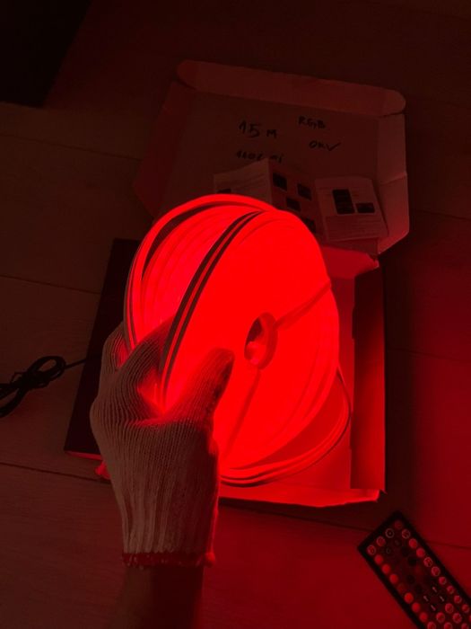 Banda Led 15m waterproof siliconata cu aplicatie telefon