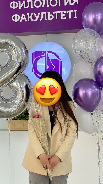 Костьюм женский М размер