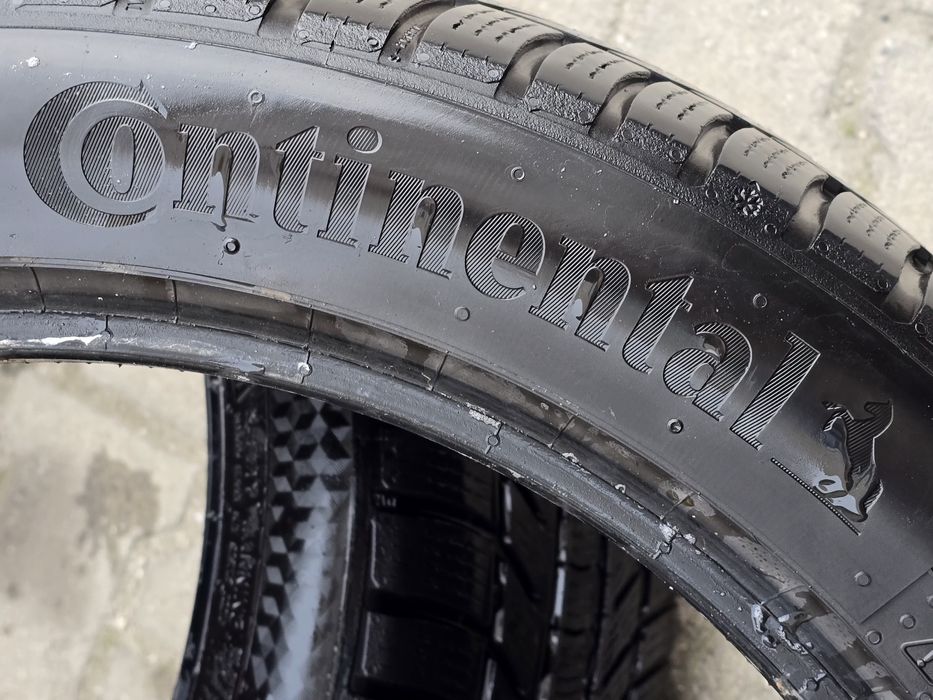 235 45 18 Continental