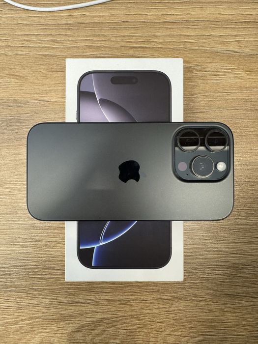 Iphone 16 pro в отличном состояние без царапины