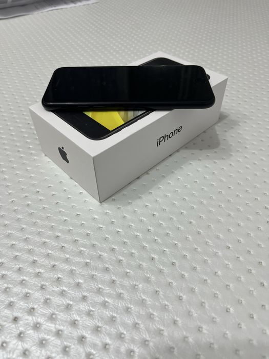 iPhone SE/Айфон СЕ