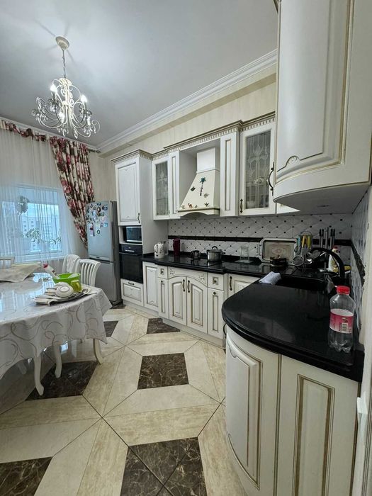 Продам Кухонный гарнитур б/у