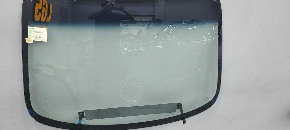 Нехиа 3 лобовой стекло Leader Glass Service