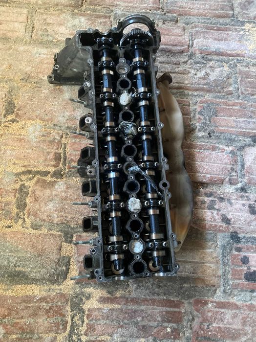 Цилиндрова глава бмв м57 218кс е60 х5 bmw m57