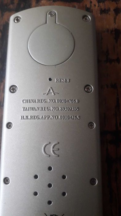 калкулатор будилник, конвертор на валута, таймер, календар, масивен