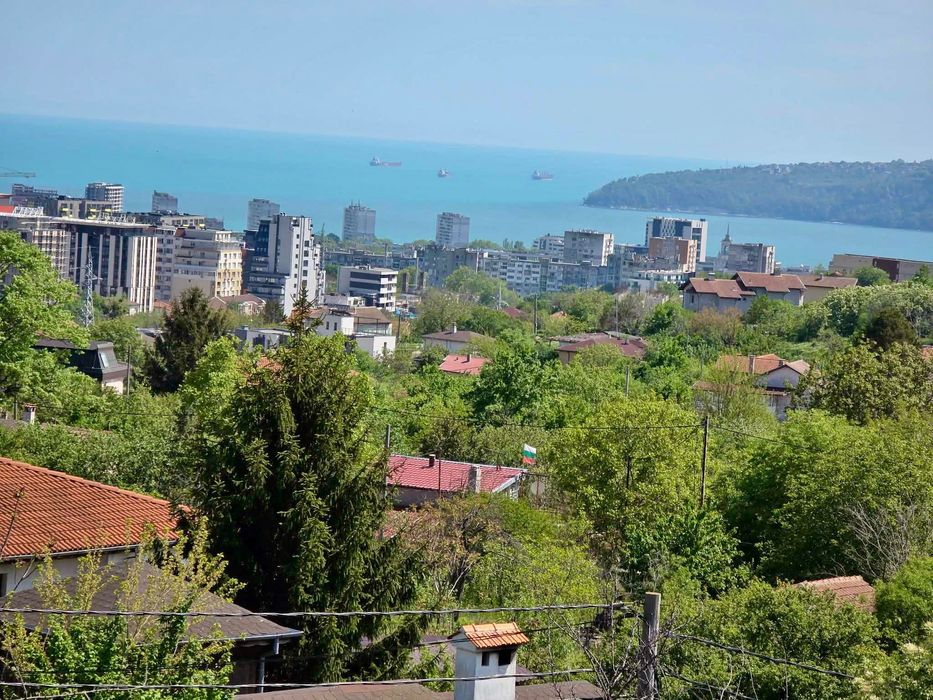 Панорамен парцел с морска гледка