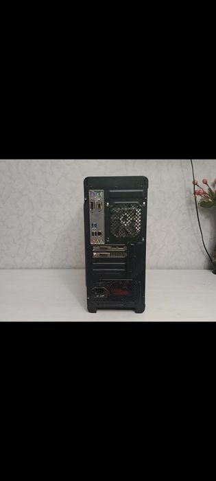 Продам компьютер Pheonix mini tower case
Диск: 222гб