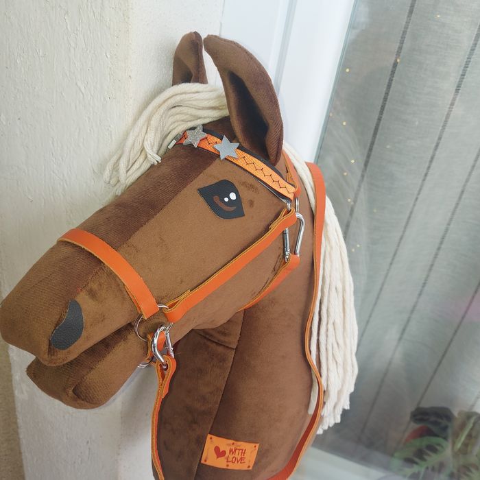 HOBBY HORSE  Drăguț și Bine Lucrat- Perfect pentru Aventuri Imaginare