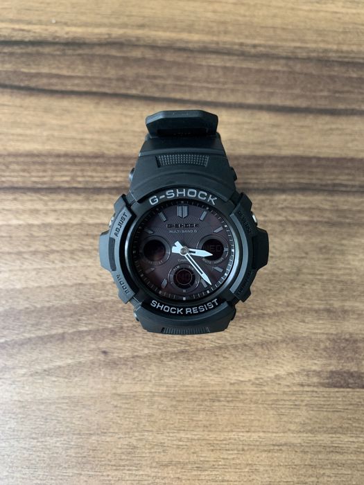 G shock AWG-M100B