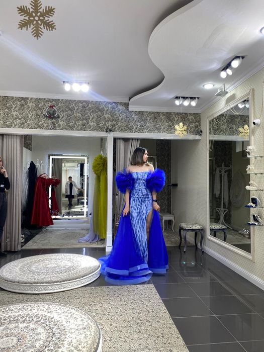 Вечернее платье шикарное