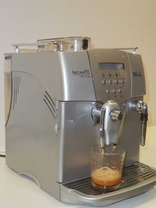 Кафе машини Saeco Incanto S-class